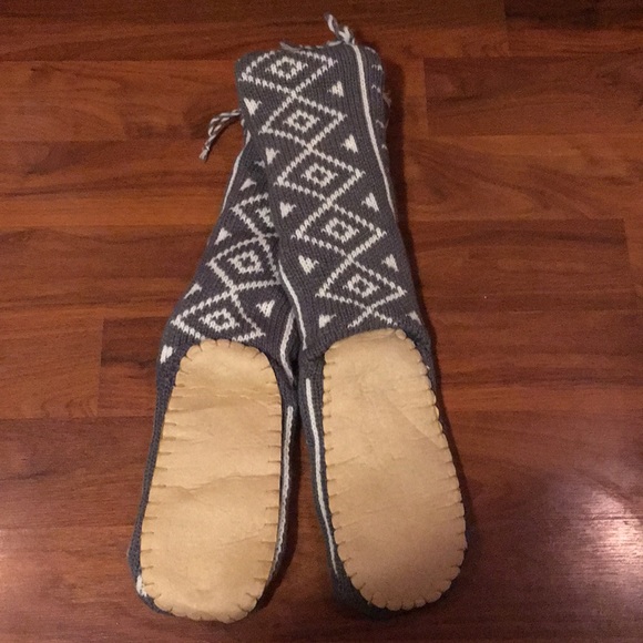 Slipper Socks - Picture 2 of 6